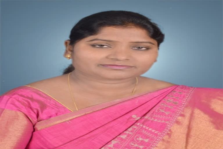 Mayor Asha Lakra issued show-cause to AMC in ranchi