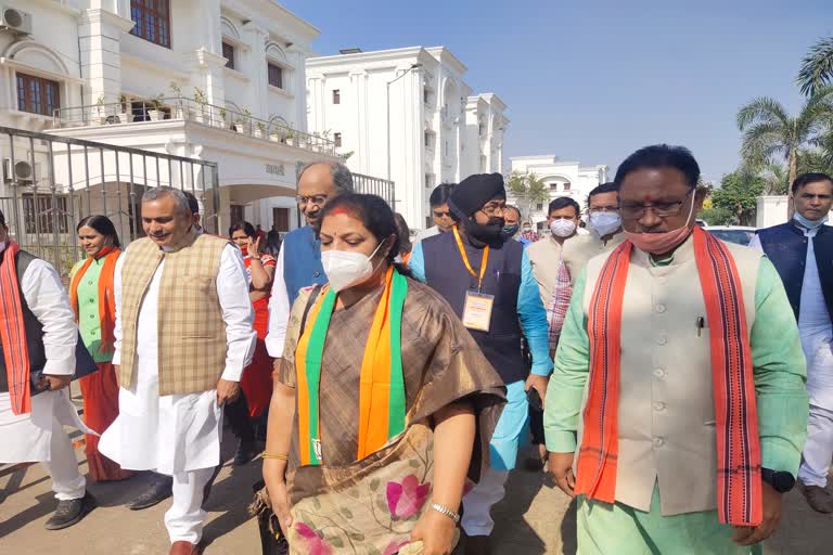 bjp-workers-meet-in-d-purandeswari-kushabhau-thackeray-office-in-raipur