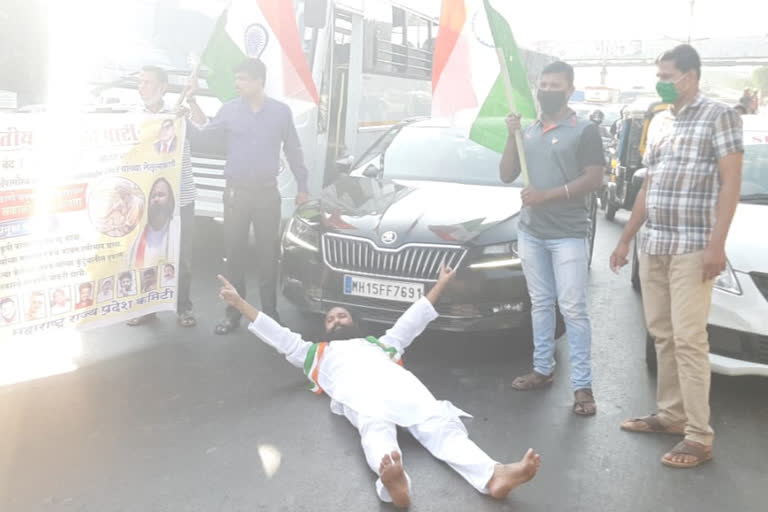 Eastern Express Highway blocked by bharatiya Jai Hind Party in Thane