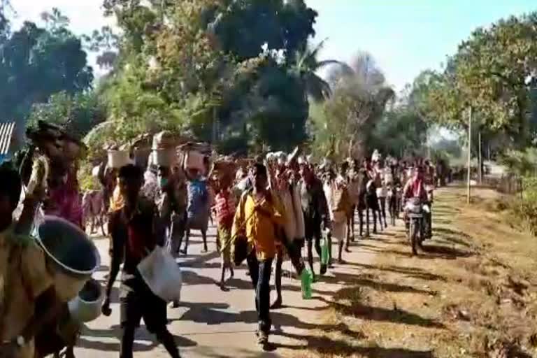 villagers movement-ended-after-assurance-of-district-administration in Narayanpur