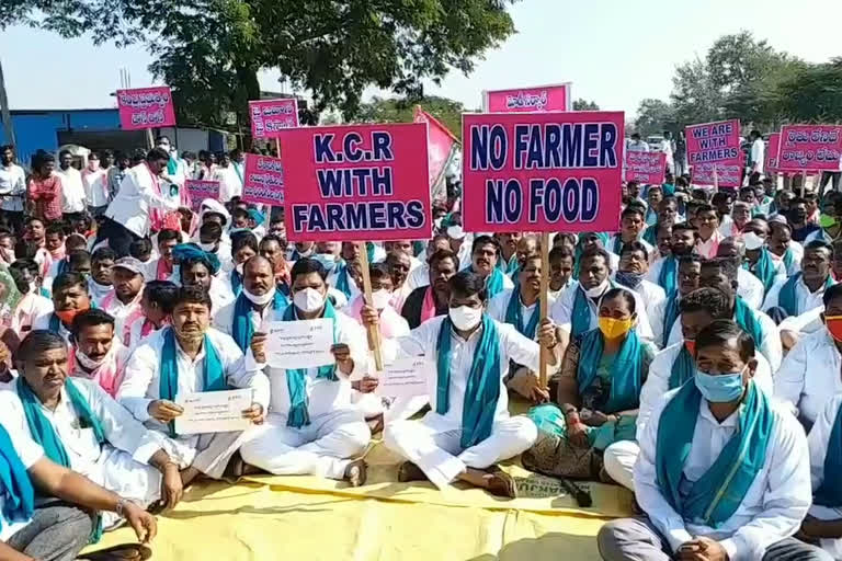 minister prashant reddy participated in bharat bandh in nizamabad district