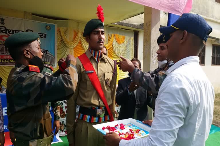 ncc-day-organized-in-spd-college-in-garhwa