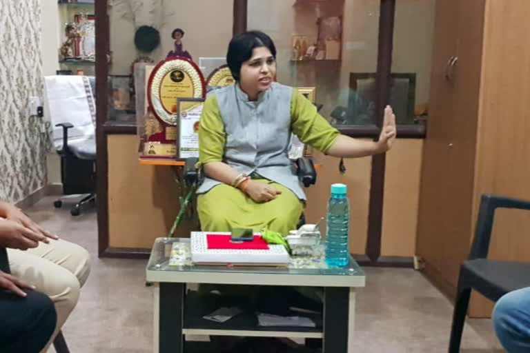 trupti desai on saibaba temple