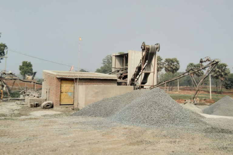 Action on illegal crushers in Giridih