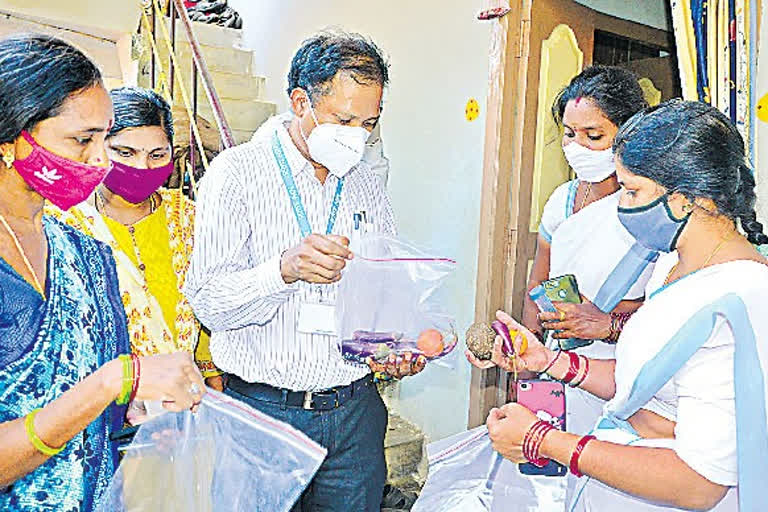 ఏలూరులో ఎన్‌ఐఎన్‌, డబ్ల్యుహెచ్‌ఓ ఇంటింటా వివరాల సేకరణ