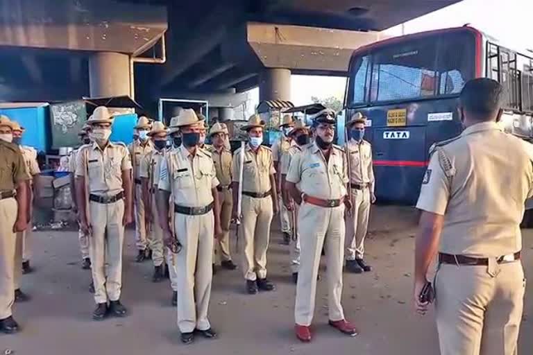 farmers protest high police security near nelamangala toll