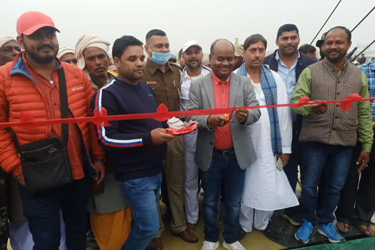 Ferry service started in Sahibganj