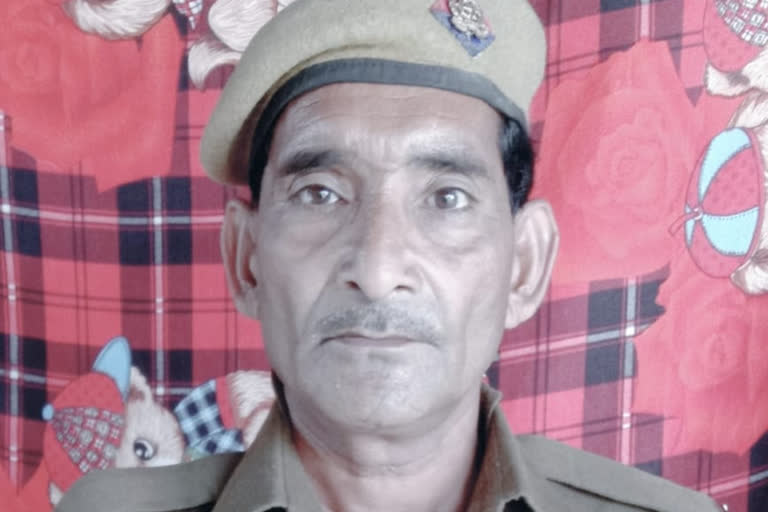 prd jawan dies due to heart attack in agra