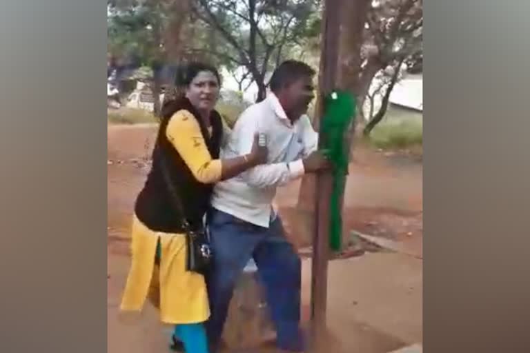 ಠಾಣೆ ಎದುರು ನೇಣಿಗೆ ಯತ್ನಿಸಿದ ತಂದೆ