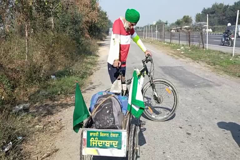 Farmers reached Delhi traveling 230 kilometers