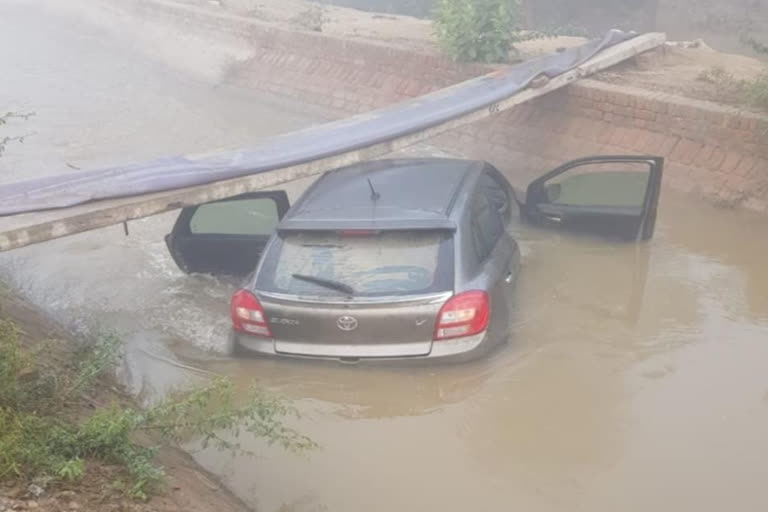 car fell into the canal sadulshahar, sriganganagar news