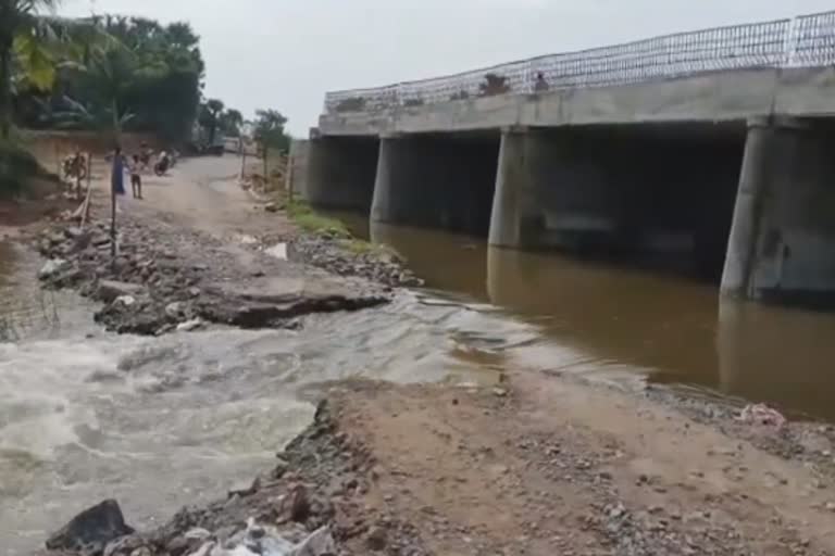 vallimedu Ground bridge damaged