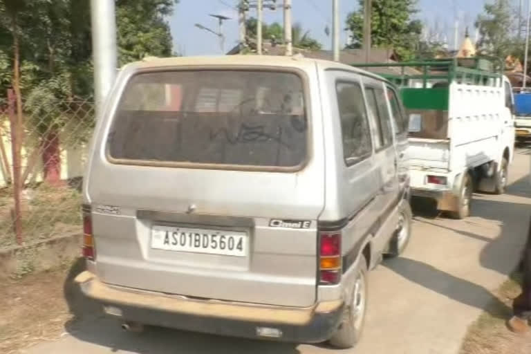 four vehicles carrying remains of the broiler seized in jagiroad