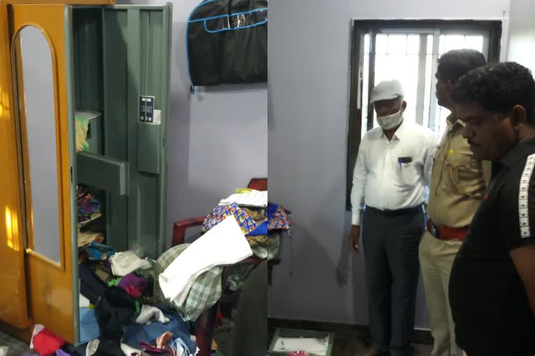 Postal employee home theft in muddebihal