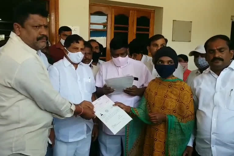cheques distribution in miryalaguda constituency by mla