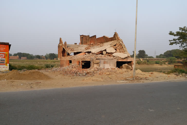 question mark over demolition operation in mau uttar pradesh