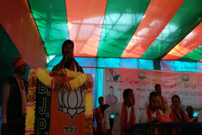 tezpur-mp-present-in-morigaon-to-campaign-for-tiwa-autonomous-council-elections