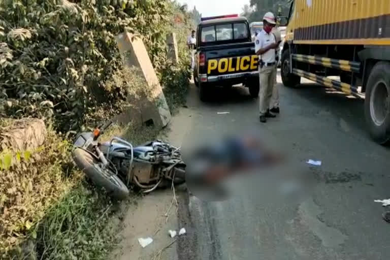 a person died in road accident