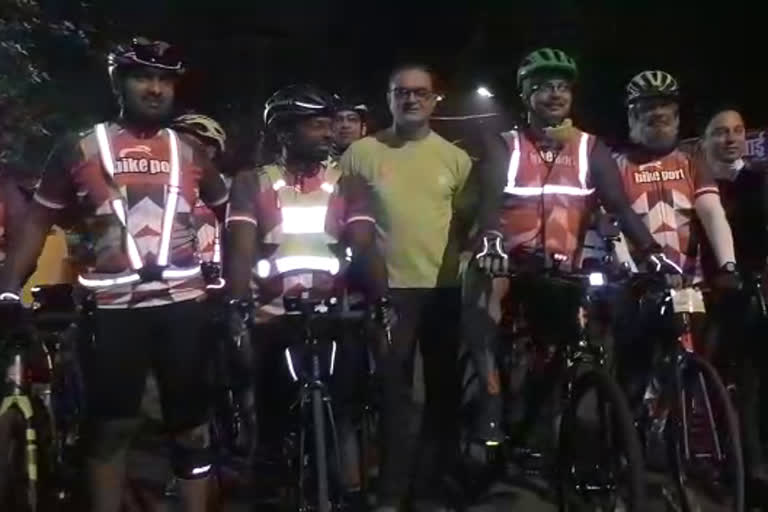 Cycling for public awareness