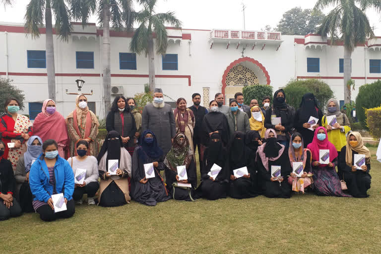 tablets distribution in amu women college for online classes and exams