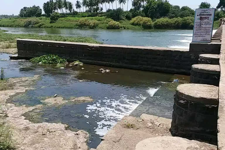 प्रदूषणाच्या विळख्यात कृष्णामाई,