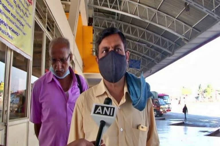 BMTC strike  Bengaluru Police  KSRTC strike  Karnataka State Road Transport staff on strike  ബിഎംടിസി ജീവനക്കാരെ മര്‍ദ്ദിച്ച കേസില്‍ ഒന്‍പത് പേര്‍ക്കെതിരെ കേസെടുത്തു  ഒന്‍പത് പേര്‍ക്കെതിരെ കേസെടുത്തു  ബെംഗളൂരു  ബെംഗളൂരു മെട്രോപൊളിറ്റന്‍ ട്രാന്‍സ്‌പോര്‍ട്ട് കോര്‍പ്പറേഷന്‍