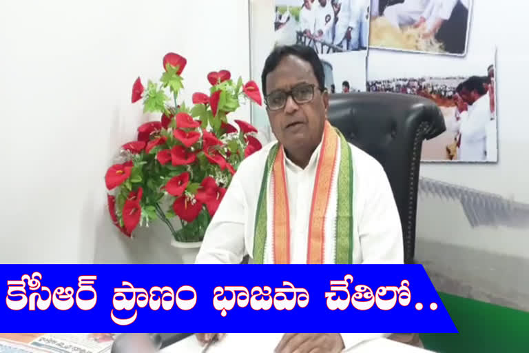 ponnala lakshmaiah comments on cm kcr delhi tour