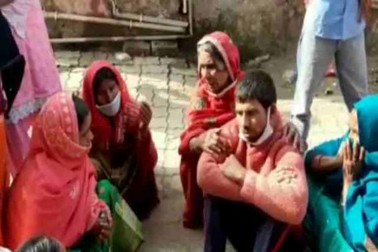 woman-committed-suicide-with-two-children-in-koderma