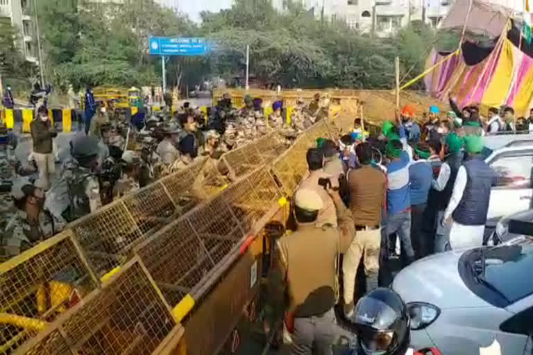 noida police stopped farmers delhi chalo march
