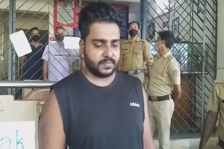 Eight lakh loot case  Chief accused arrested  മുളകുപൊടി വിതറി എട്ട് ലക്ഷം കവർന്ന കേസ്  വടക്കുമ്പാട് സ്വദേശി നിഹാൽ  പഴയ ബസ് സ്റ്റാൻഡിലെ സഹകരണ ബാങ്ക്