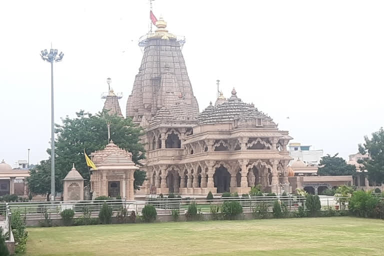 sanwaliya temple in chittorgarh, donation box