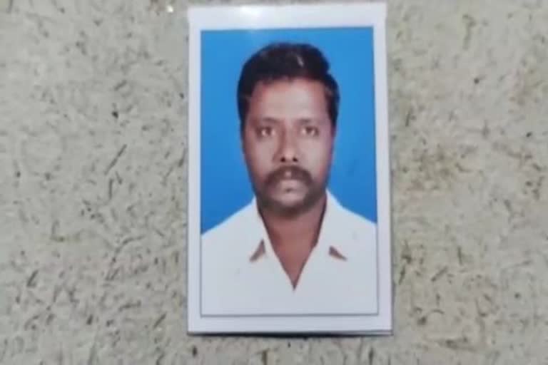 தென்காசியில் ஆட்டோ ஓட்டுநர் படுகொலை  தென்காசி மாவட்ட செய்திகள்  தமிழ்நாடு தற்போதைய செய்திகள்  தமிழ்நாடு குற்றச் செய்திகள்  A Auto Driver Murdered In Thenkasi  Tenkasi District News  Tamil Nadu Current News  Tamil Nadu Crime News  ஆட்டோ ஓட்டுநர் கொலை  Auto Driver Murder