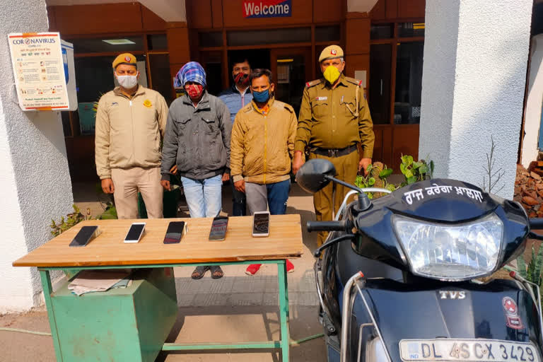 snatchers arrested in vikaspuri