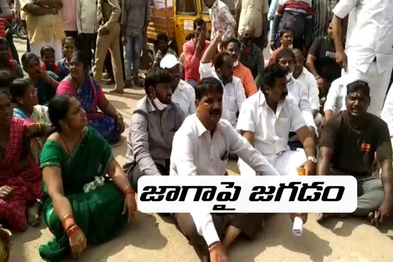 BJP leaders obstruct construction work in Chatrinaka in hyderabad