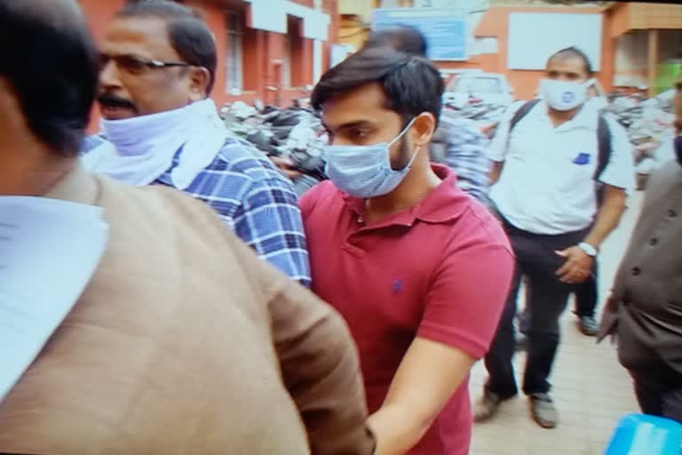 akash pathak appears in court after end of 5 days remand akash was arrested in money laundering case