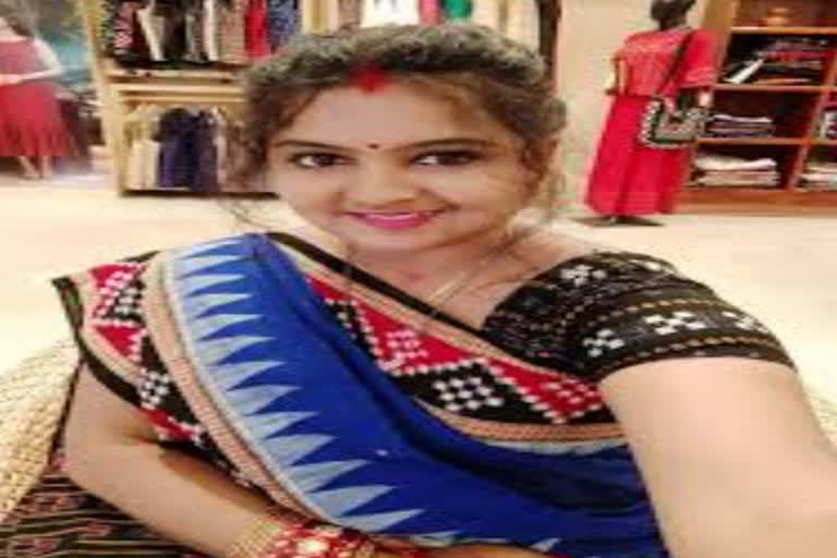 adityas wife bidyashree attempts to suicide in bhubaneswar