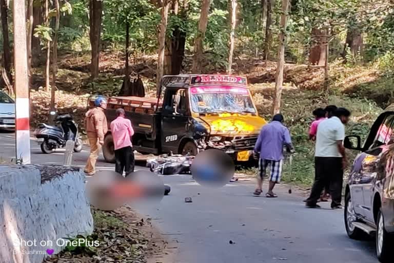 bike-lorry-accident-in-dandeli