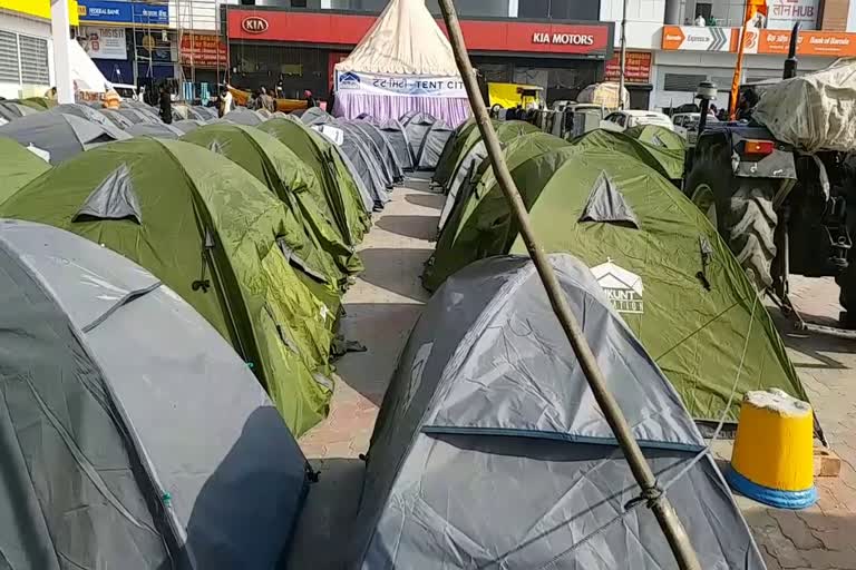 singhu border farmers air proof tent