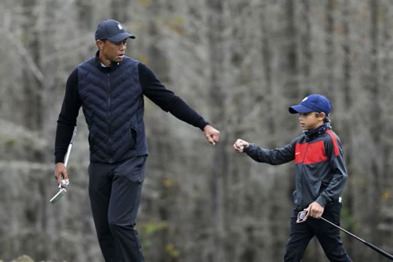 Tiger Woods practices with his son Charlie ahead of PNC Championship