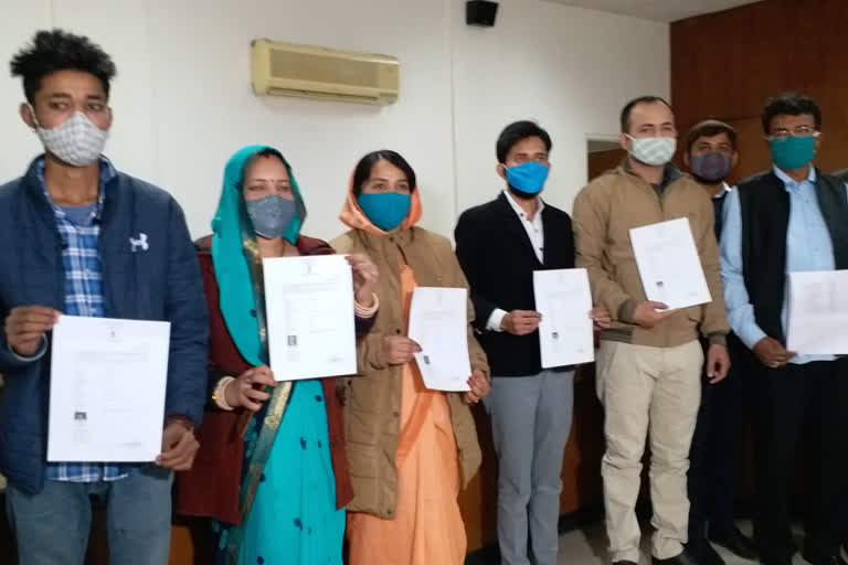 18 pak nationals got indian citizenship in jaipur