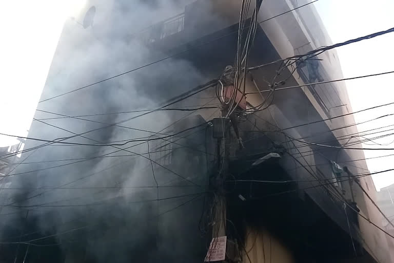 delhi fire accident