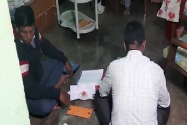 Vigilance raid at Vanibihar's DDCE senior assistant house