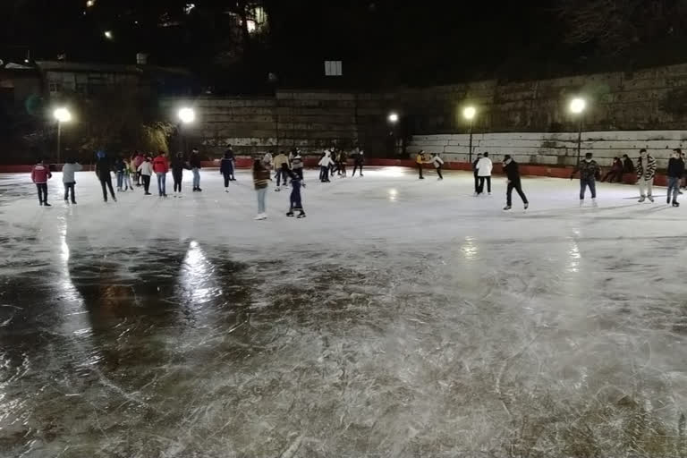 Evening session started at ice skating rink in shimla