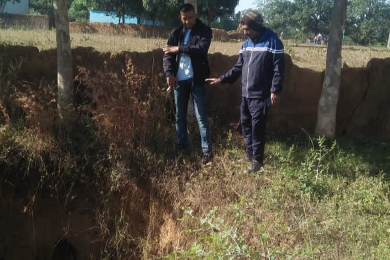 dead-body-of-a-person-found-in-well