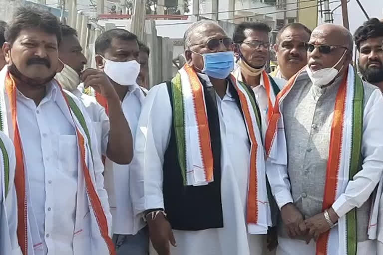 v.hanumantha rao visit kalika matha temple at uppuguda hyderabad