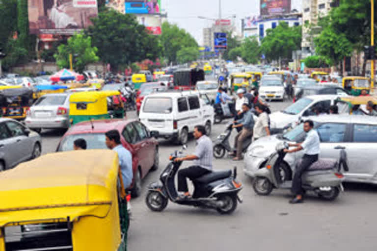 Traffic police have fined 23 lakhs in Bangalore