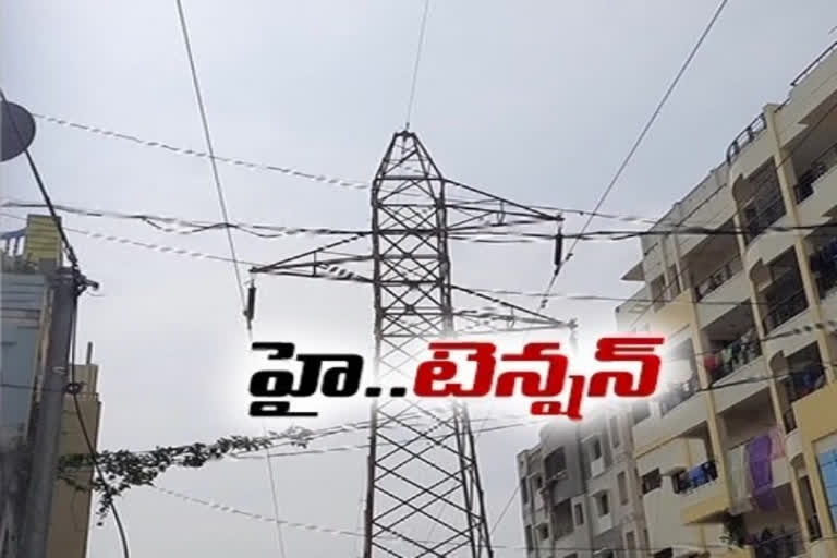 people-are-having-trouble-with-the-182-kv-power-line-in-ongole-city