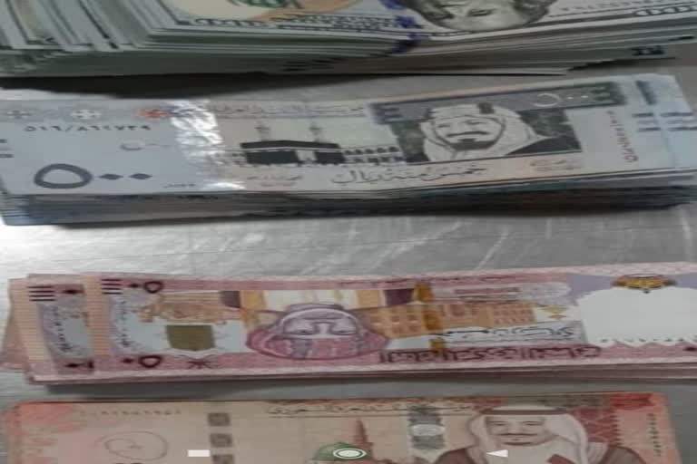 Hyderabad Customs with coordination of CISF.. CAUGHT illegal foreign currency exporters  ഷംഷാബാദ് വിമാനത്താവളത്തിൽ വിദേശ കറൻസി പിടിച്ചെടുത്തു  ഷംഷാബാദ് വിമാനത്താവളം  വിദേശ കറൻസി പിടിച്ചെടുത്തു  Hyderabad Customs with coordination of CISF  CAUGHT illegal foreign currency exporters  CAUGHT illegal foreign currency  foreign currency  വിദേശ കറൻസി  വിദേശ കറൻസി പിടിച്ചെടുത്തു