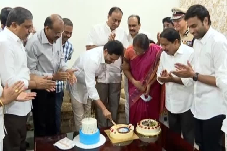 cm-jagan-birthday