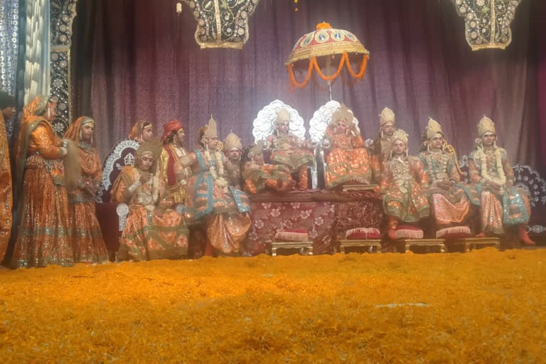 श्रीराम व जानकी का रंगोत्सव धूमधाम से मना